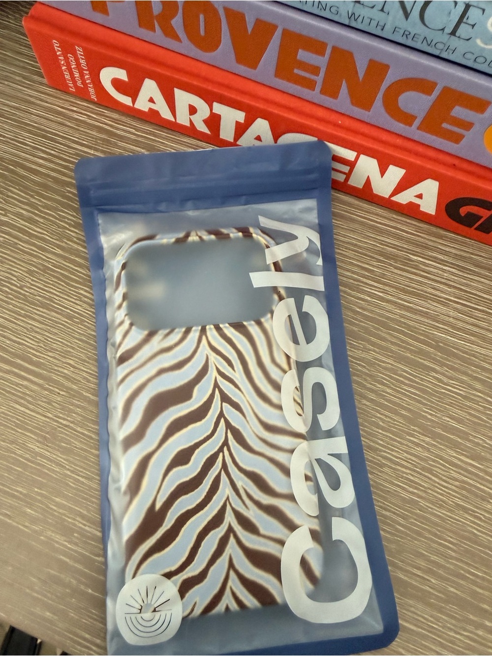 NWT Casely iPhone 16 Pro Case - Brown & White Stripe